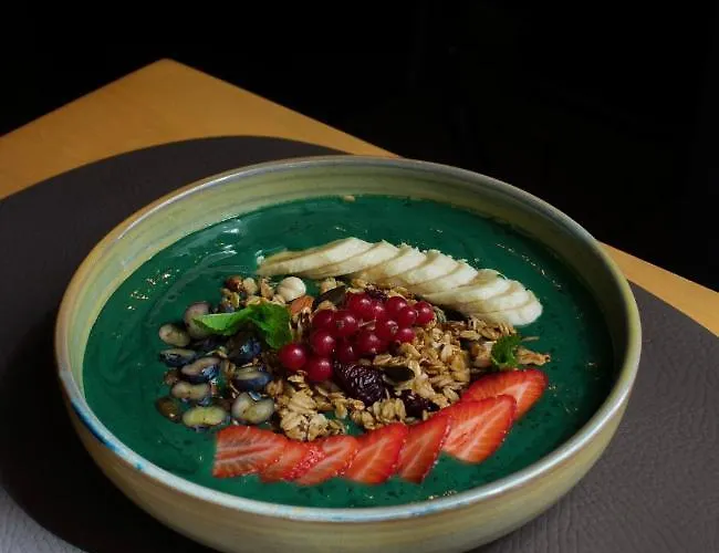 Booze & Snooze Social 旅馆 *