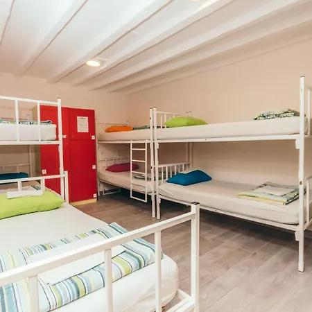 Booze & Snooze Social *