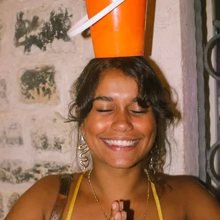 Booze & Snooze Social * ספליט