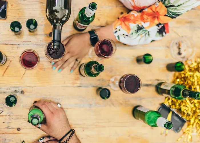 Ostello Booze & Snooze Social